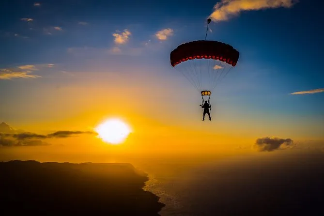 Best Sunset Skydiving in the US: Twilight Flight Logistics & Safety Guide