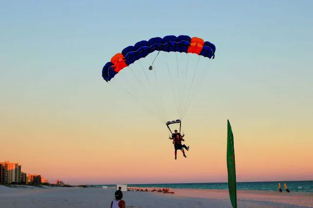 Coastal Skydiving Spots in the US: Complete Technical & Safety Guide
