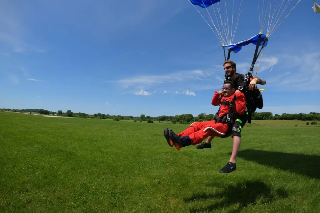 skydiving spots examples